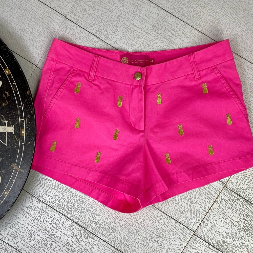 MacBeth Collection Hot pink gold pineapple shorts size M